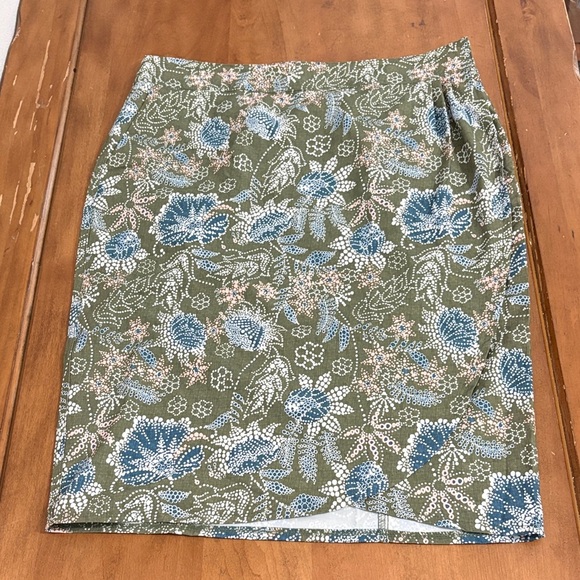 Ripskirt Hawaii Dresses & Skirts - Ripskirt Hawaii Olive Floral Wrap Skirt Size Large